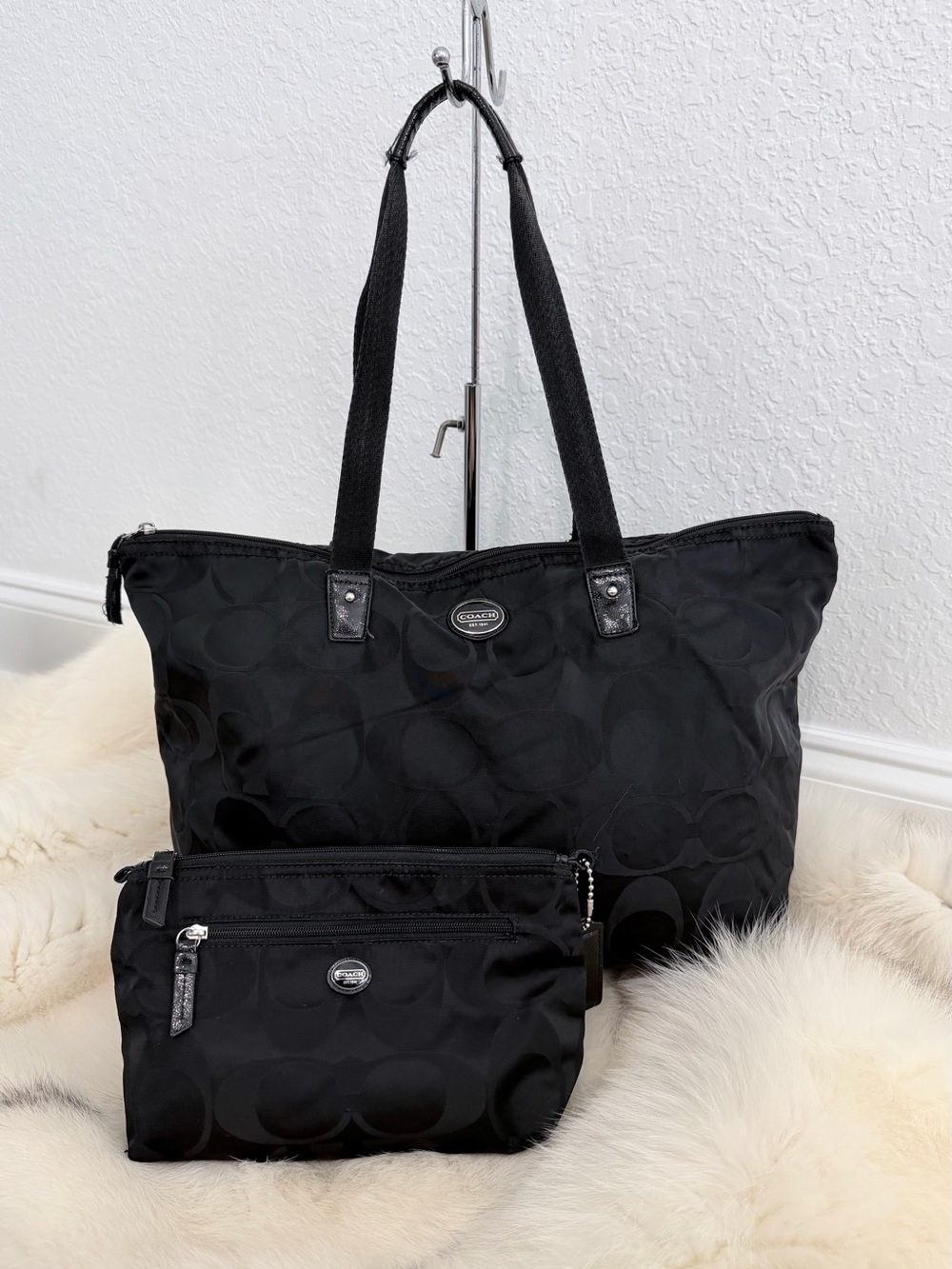 RARE Coach Weekender Bag Large Solid Black Logo Print Travel Detach Toiletry Bag